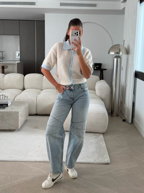 Sweter Alani biało-niebieski