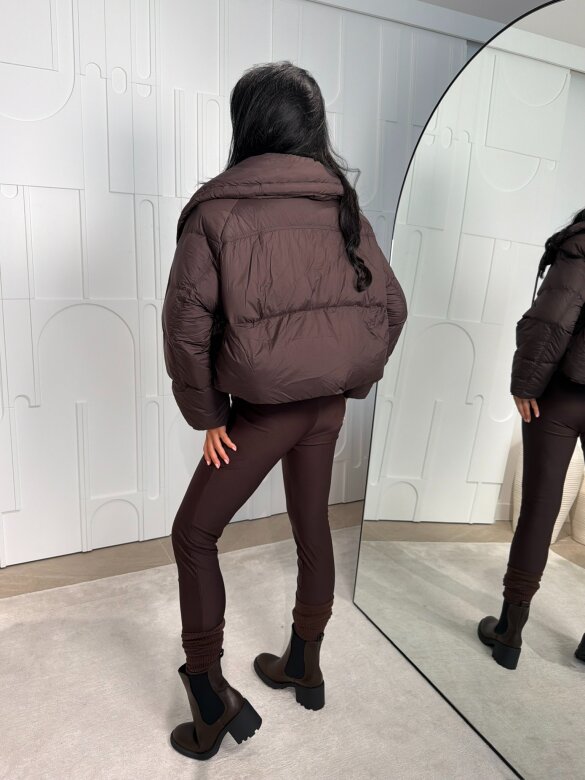 Kurtka Lavena short czekoladowa