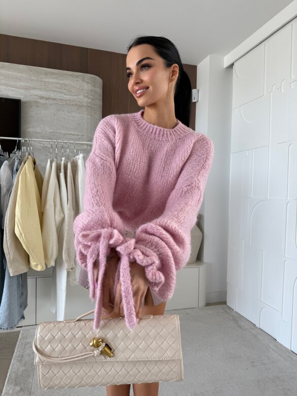 Sweter Soft Touch II z domieszką wełny pudrowy 