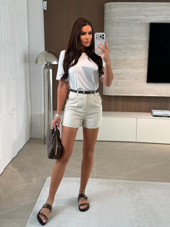 Szorty Loriano jasnobeżowe 