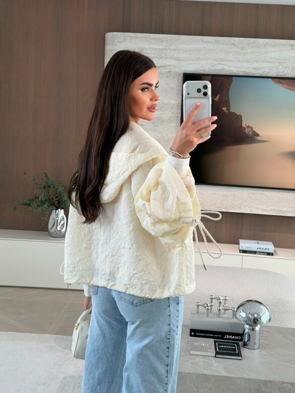 Kurtka Fero waniliowa