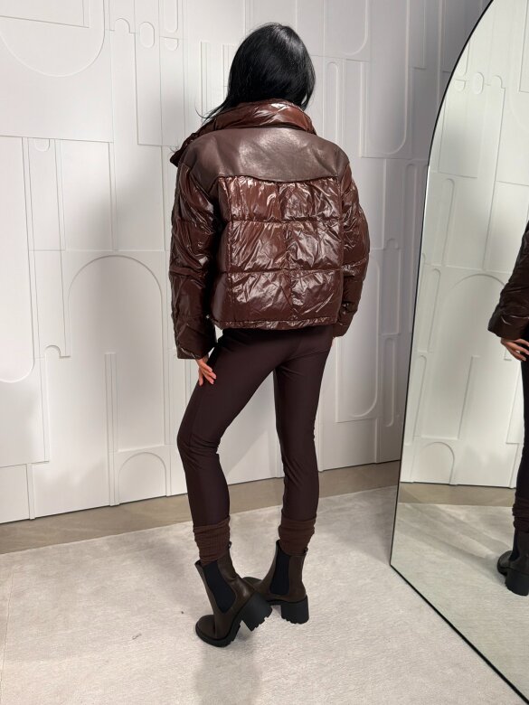 Kurtka Amelys short czekoladowa