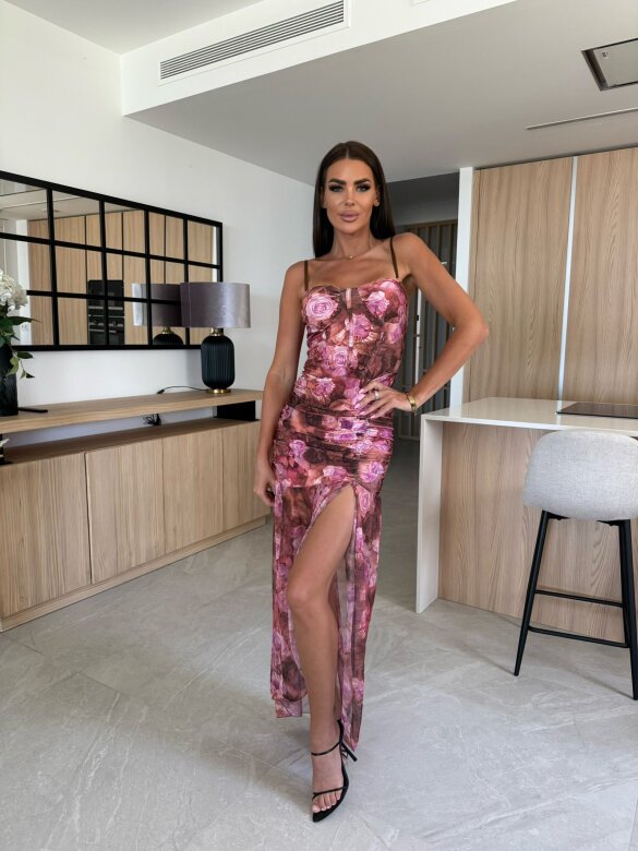 Sukienka Asadora maxi w róże brązowo-różowa