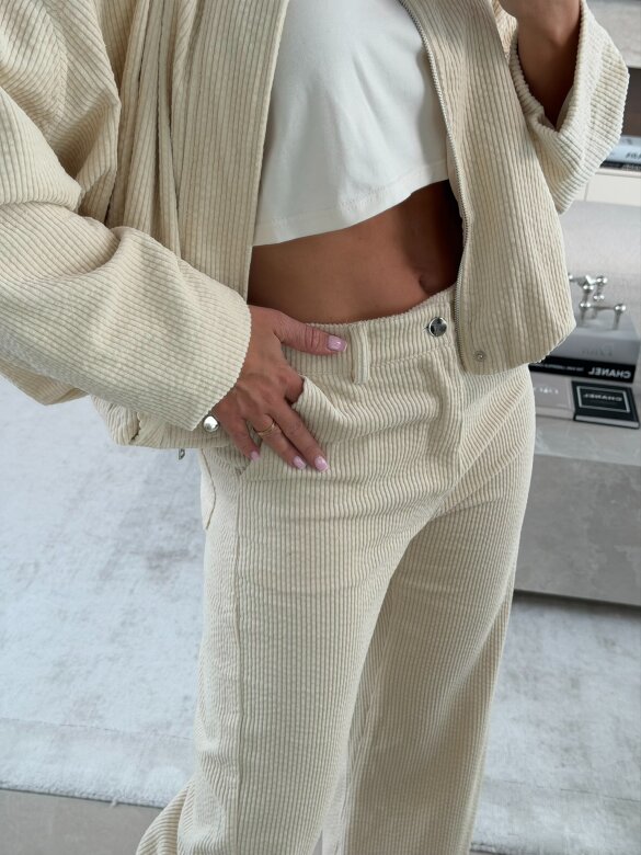 Spodnie Naturis sztruksowe jasnobeżowe