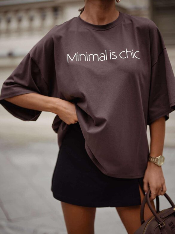 T-shirt Minimalistic Chic czekoladowy 