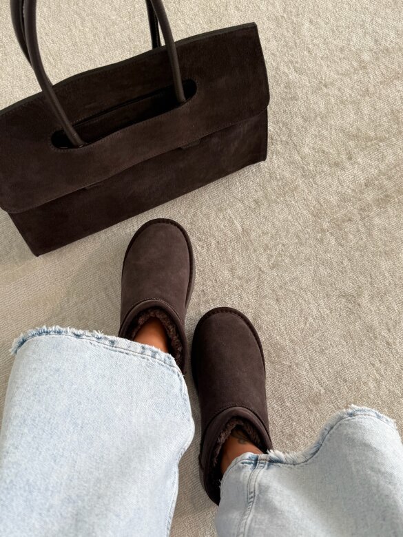Ankle boots Accardi on the platform chocolate
