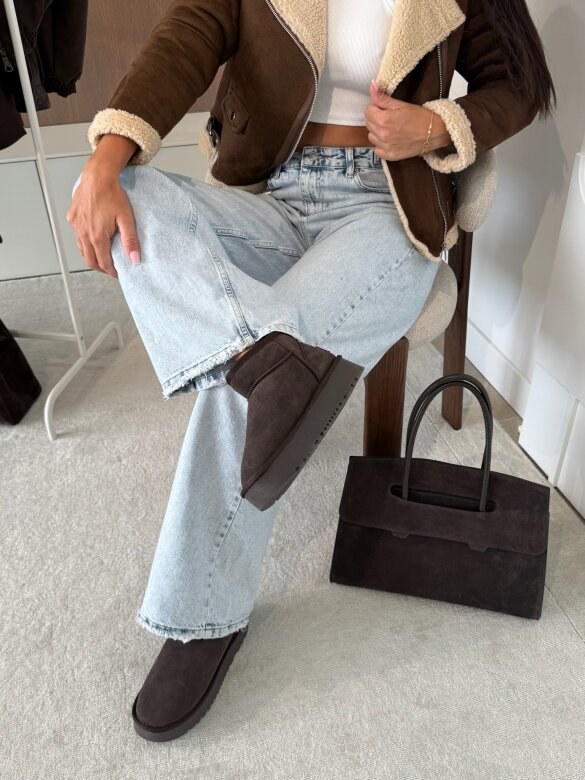 Ankle boots Accardi on the platform chocolate