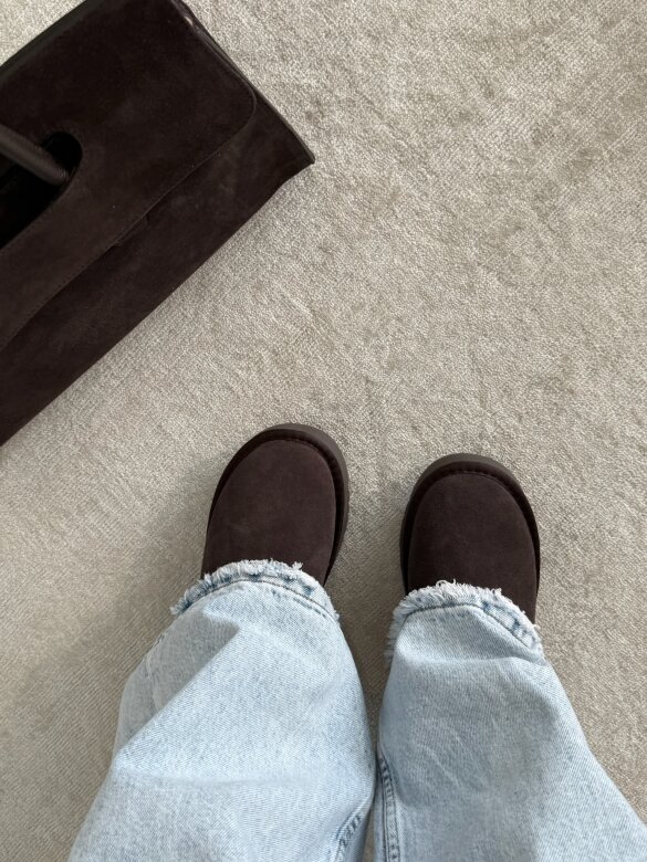 Ankle boots Accardi on the platform chocolate