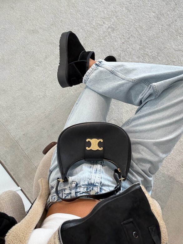 Ankle boots Accardi on the platform black