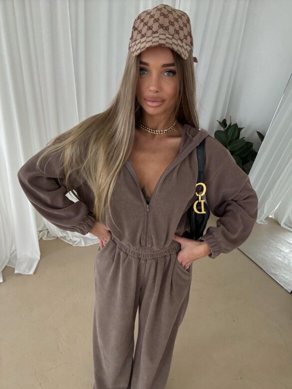 Kombinezon Adelis sztruksowy czekoladowy