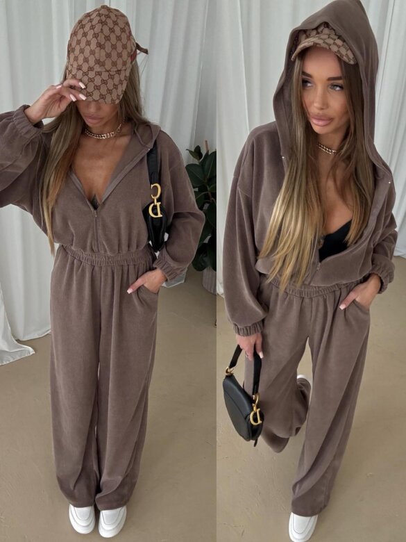 Kombinezon Adelis sztruksowy czekoladowy