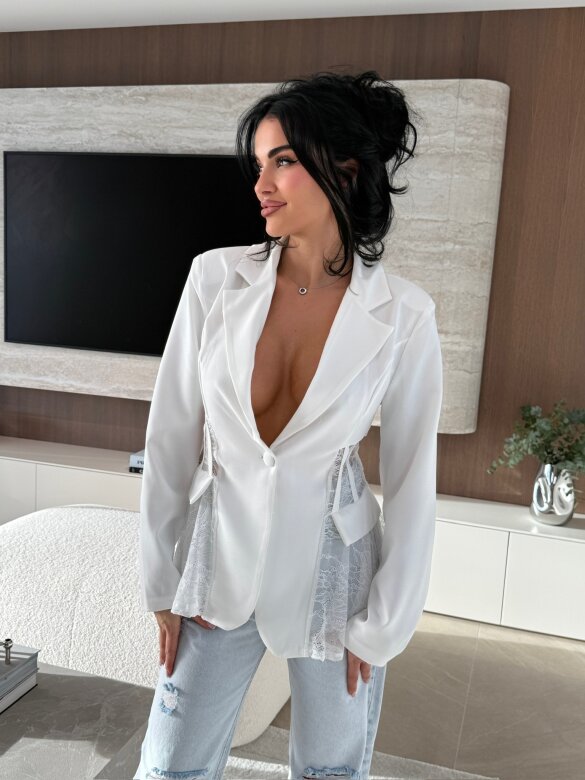 Marynarka Lucea z koronką biała 