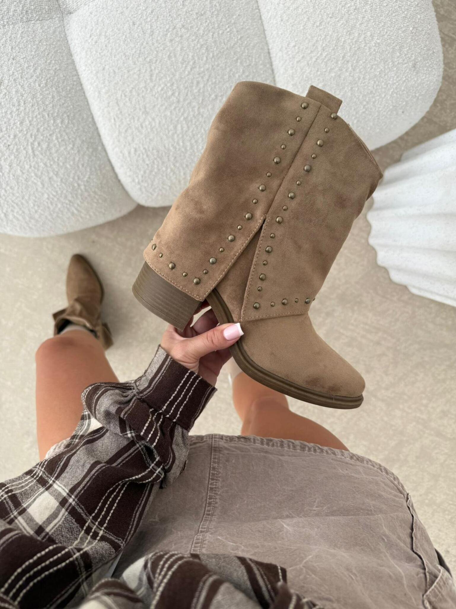 Botki Lussi jasnobeżowe