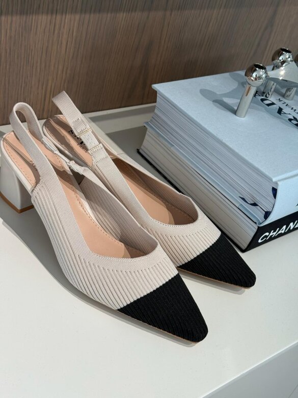 Szpilki Westy beżowo-czarne 