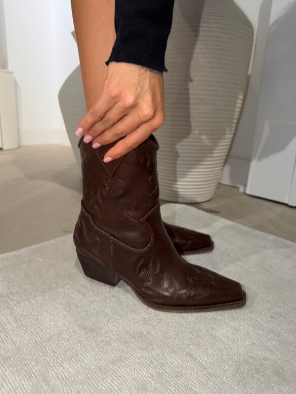 Botki Rasoul eko skóra czekoladowe