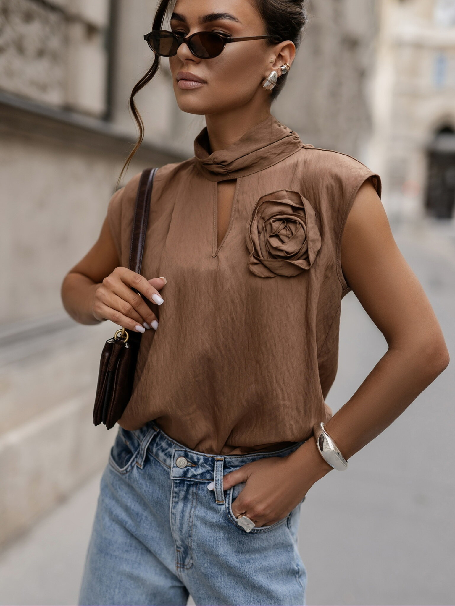 Bluzka Asmi karmelowa