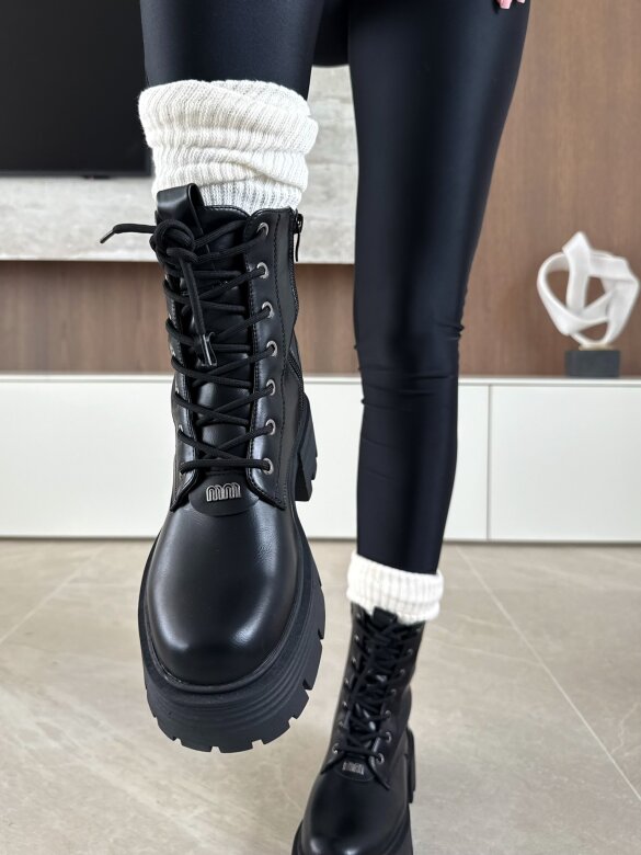 Boots Stylish black 