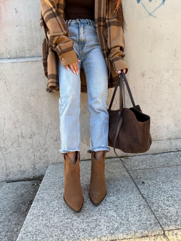 Botki Selorra kowbojki zamszowe karmelowe 