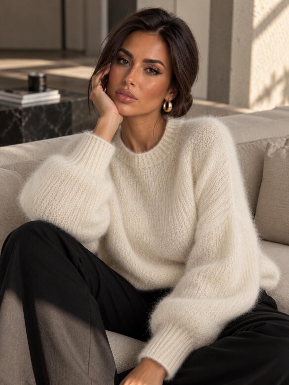 Sweater Elenna with mohair ecru 