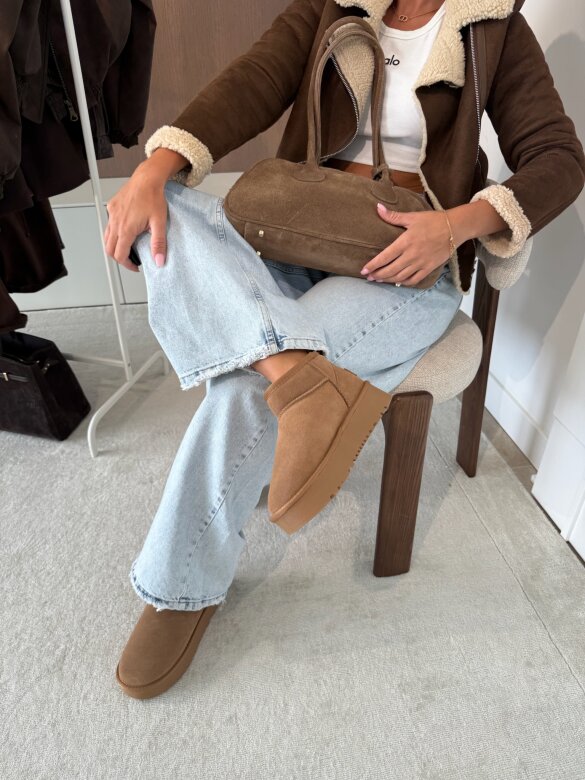 Botki Accardi na platformie skórzane karmelowe