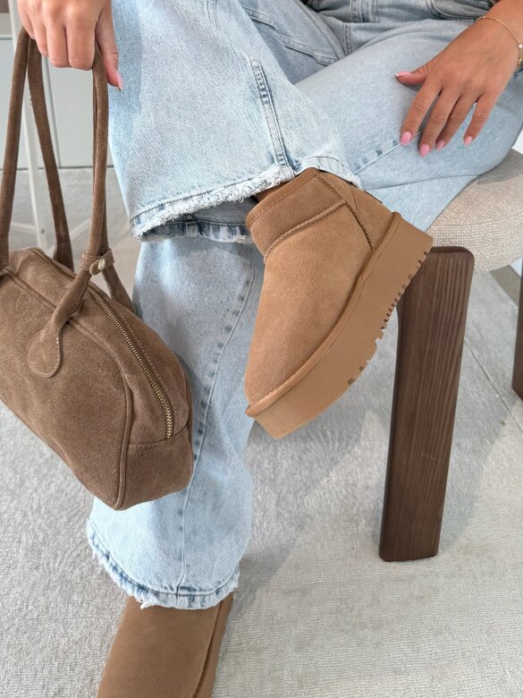 Botki Accardi na platformie skórzane karmelowe