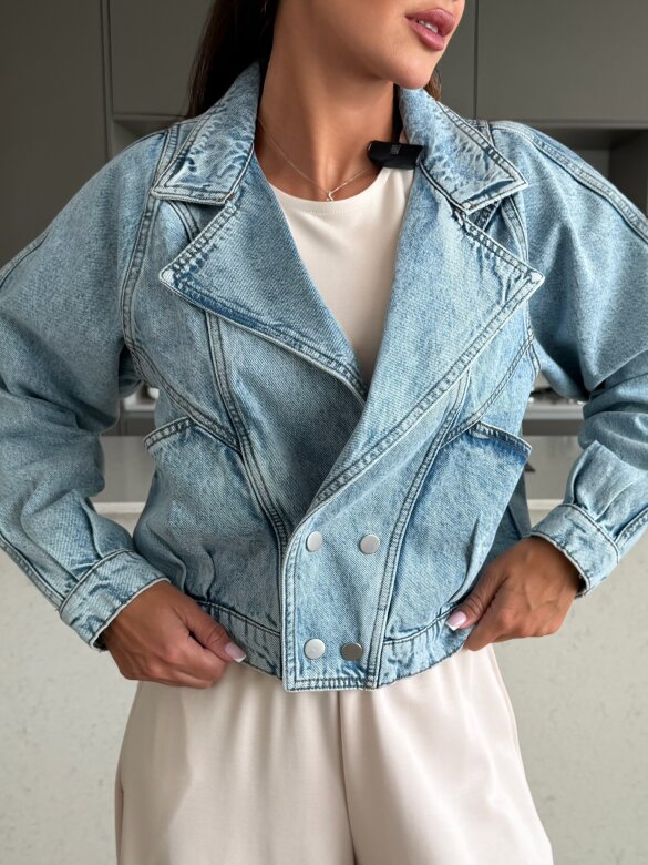Katana Pharrell jeans jasnoniebieska