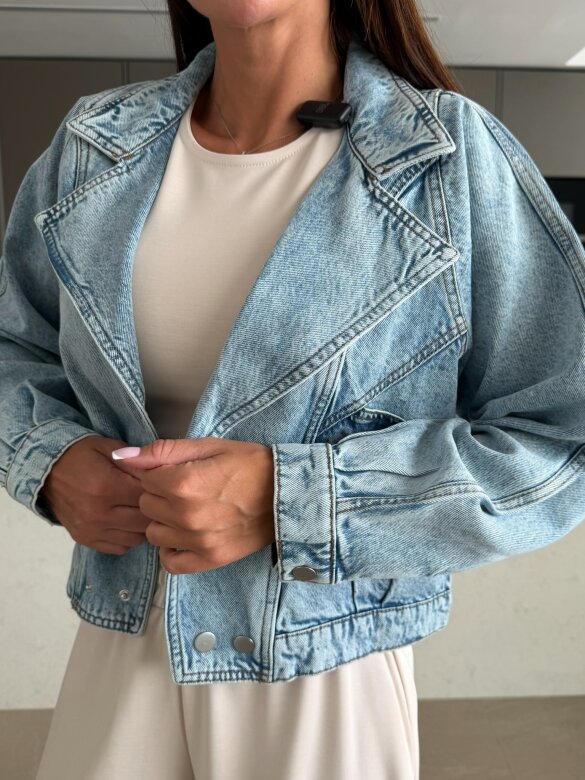 Katana Pharrell jeans jasnoniebieska