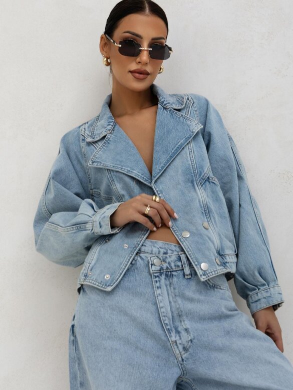 Katana Pharrell jeans jasnoniebieska