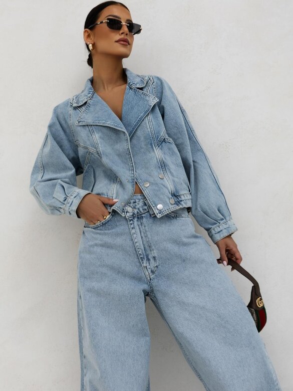 Katana Pharrell jeans jasnoniebieska