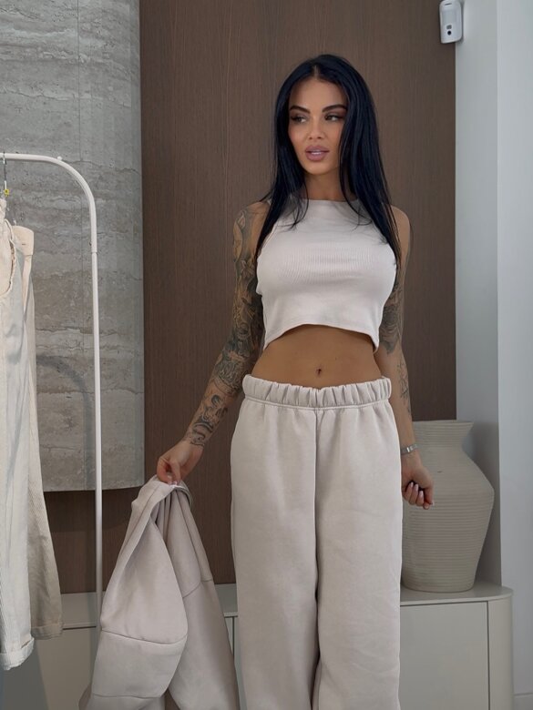 Top Vavi short prążkowany jasnobeżowy 