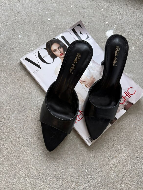 Klapki Posch na obcasie eko skóra czarne 