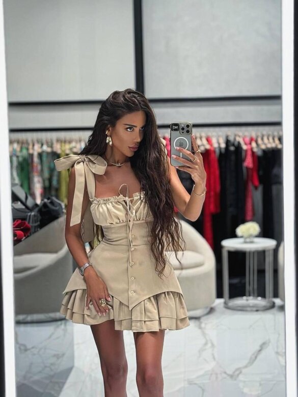 Sukienka Summer Mist mini petite beżowa 