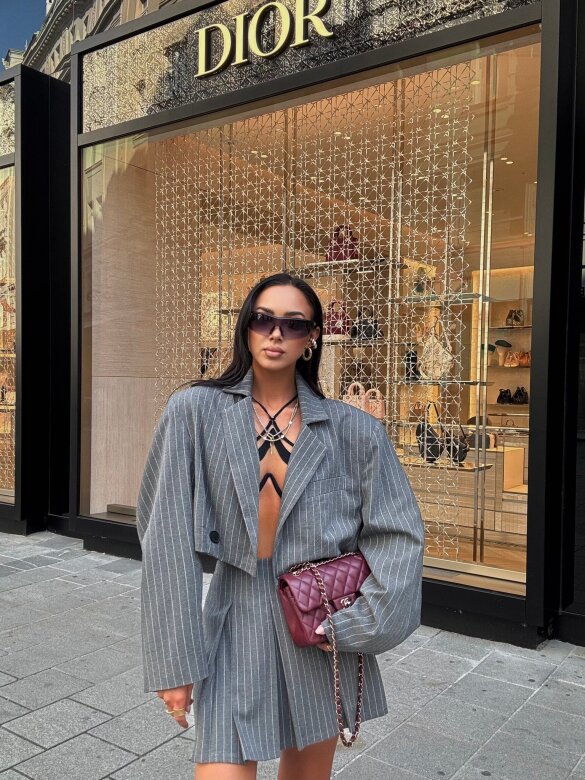 Spódniczko-szorty Follow Trends paski grafitowe