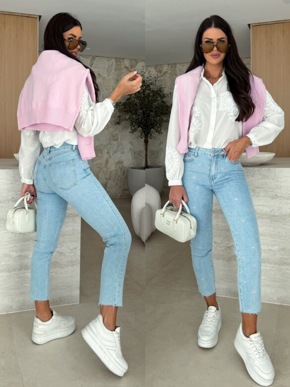 Spodnie Pink Daisies jeans jasnoniebieskie