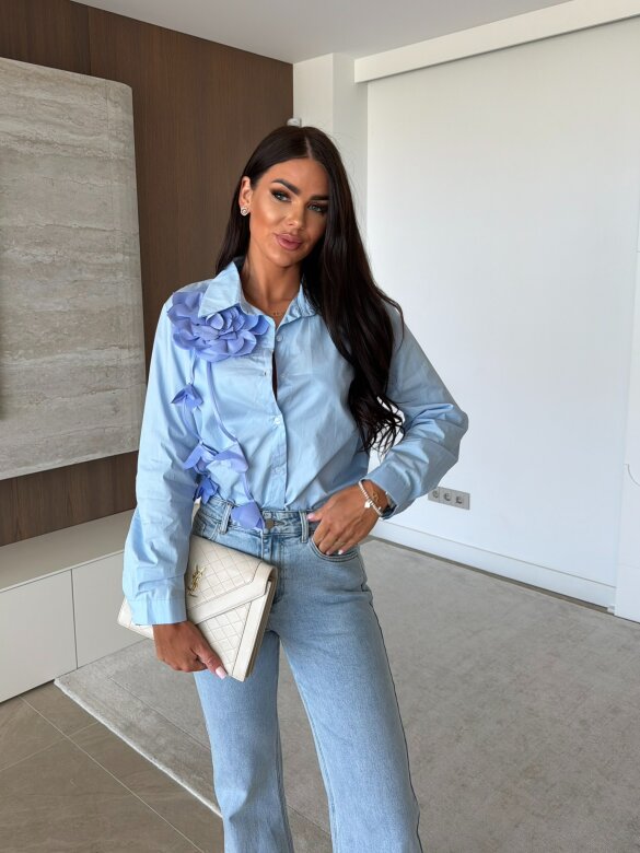 Koszula Diana z kwiatem niebieska