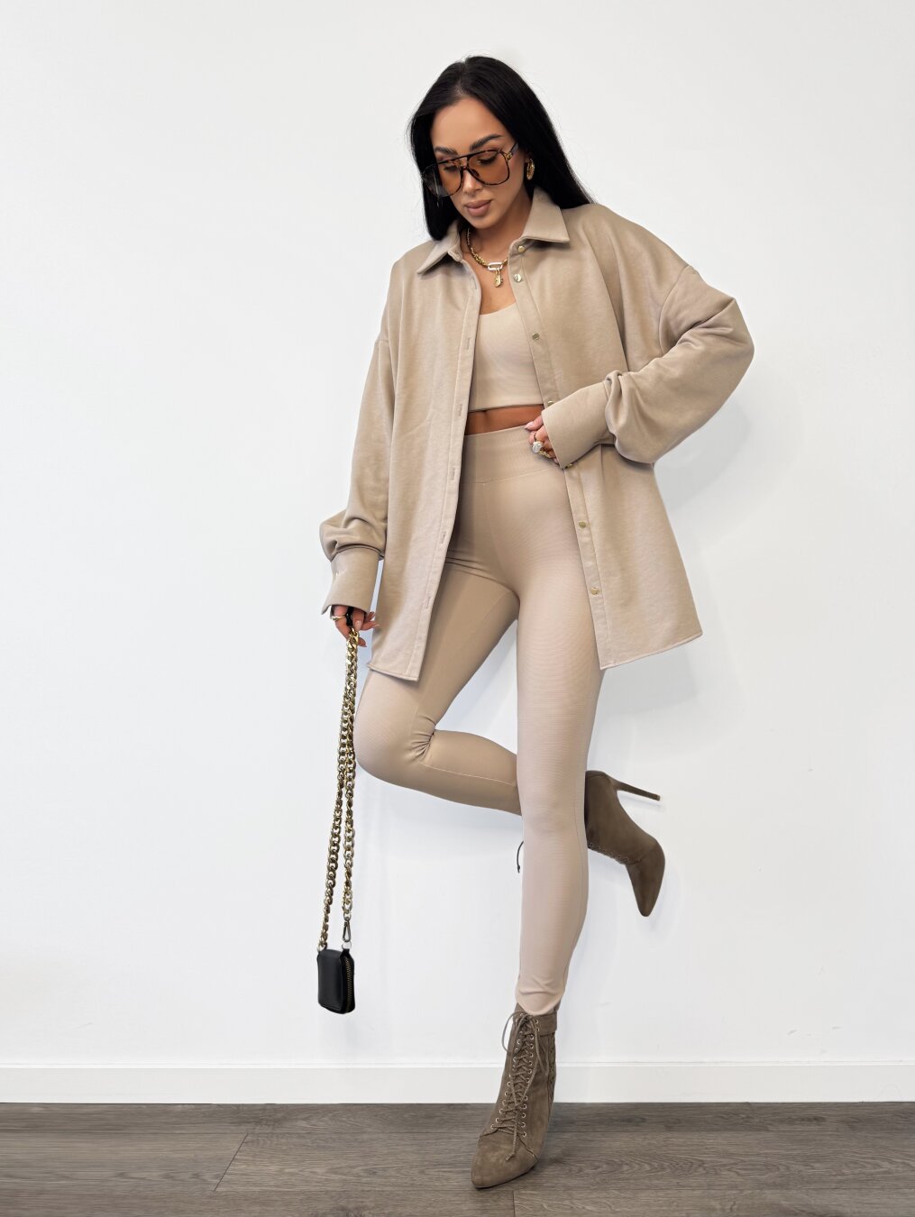 Tracksuit shirt Estethic beige Varlesca