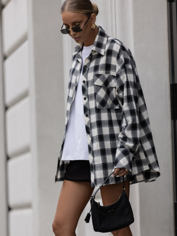 Koszula Rinea w kratę ecru-szara 