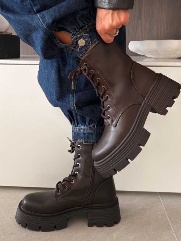 Botki Stylish czekoladowe 