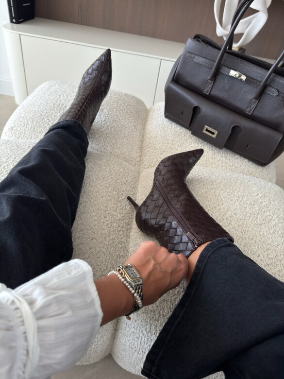 Boots Addy chocolate