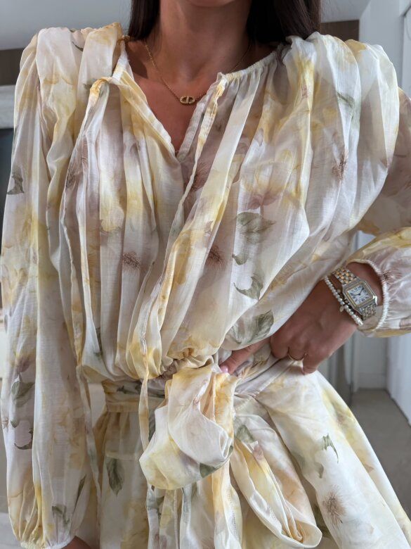 Sukienka Flore z falbanami beżowo-żółta