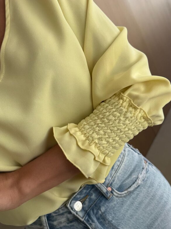 Bluzka Simple Beauty żółta