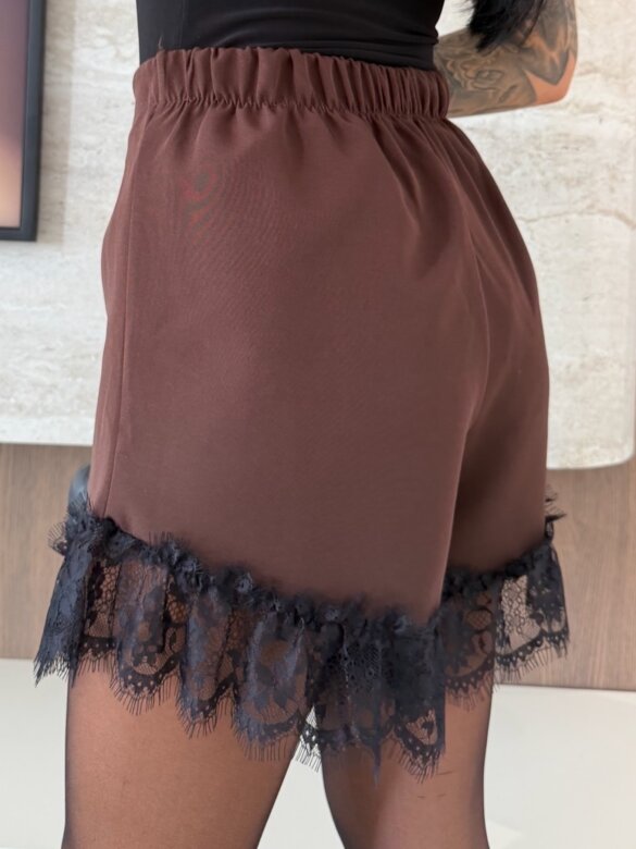 Shorts Nuvetto with lace chocolate