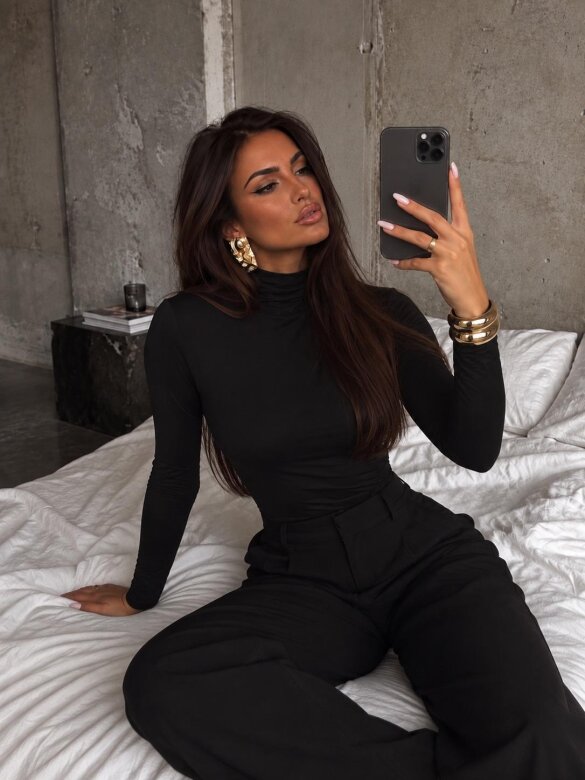 Turtleneck blouse Venelo with viscose black