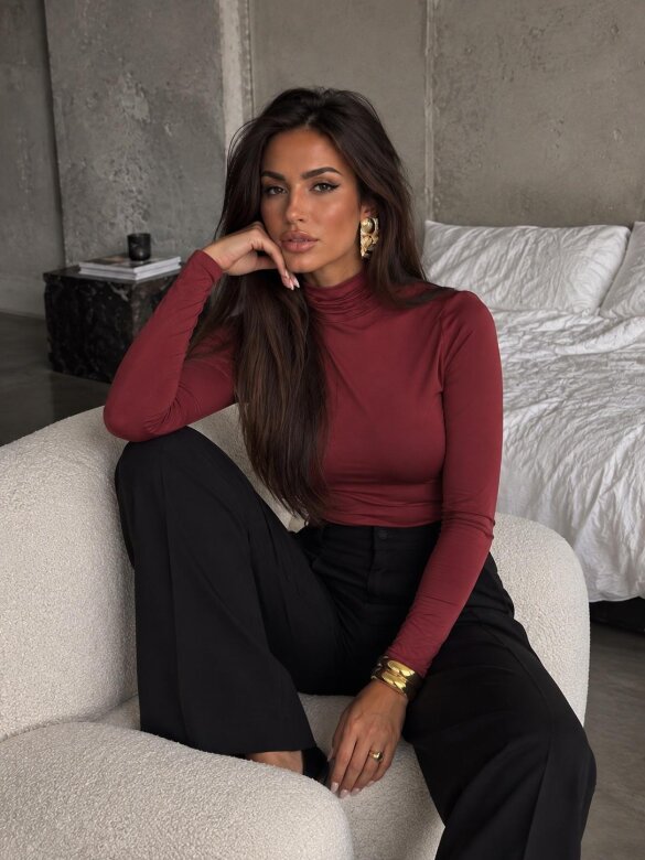 Turtleneck blouse Venelo with viscose burgundy