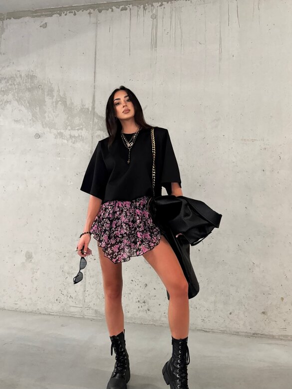 Spódniczko-szorty Rammos w kwiaty czarno-różowe