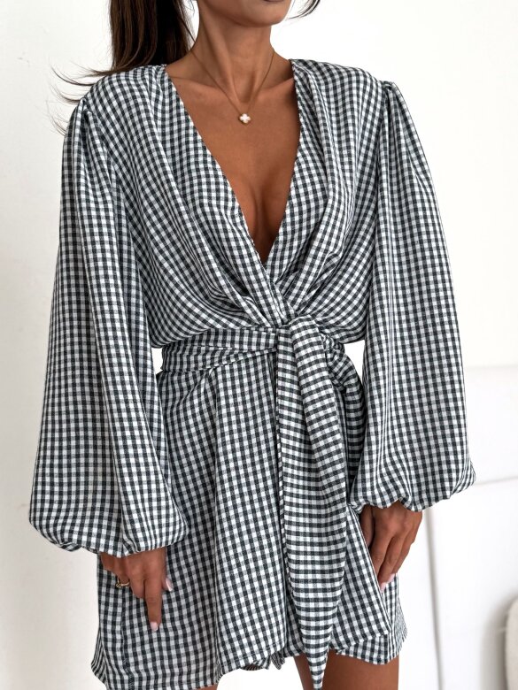 Kombinezon Lumene w kratkę czarny 