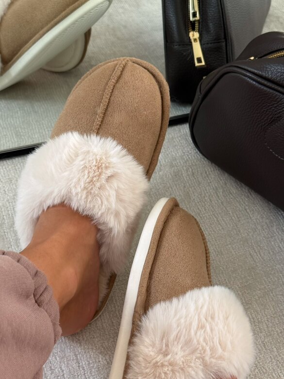 Klapki Zavie beżowe 