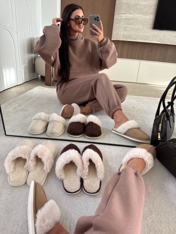 Klapki Zavie beżowe 