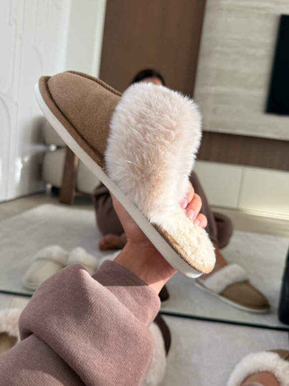 Klapki Zavie beżowe 