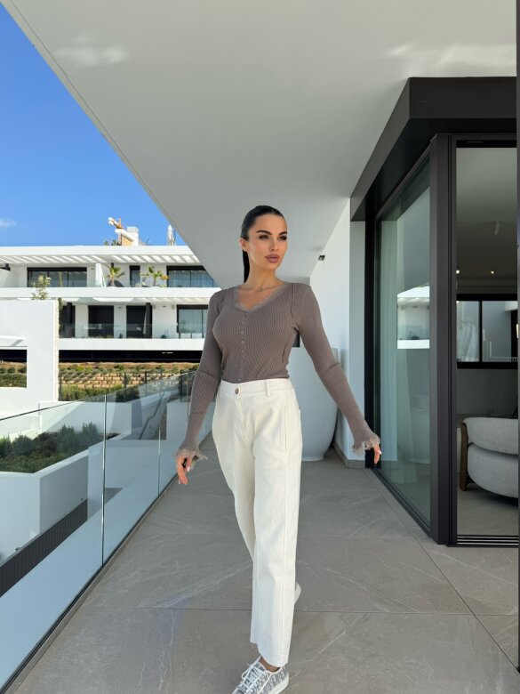 Sweter Floriss z koronką mocca